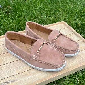 Alexis Bendel Loafers